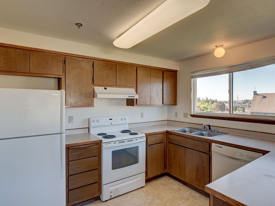 1st image of 455 S Oak Harbor St APT C201