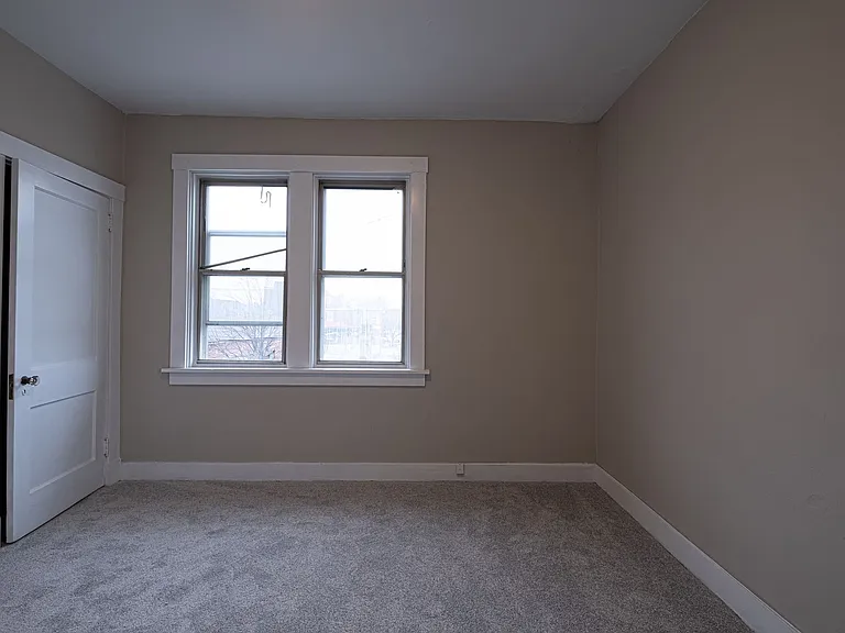 4828 Liberty Ave. — Photo 17