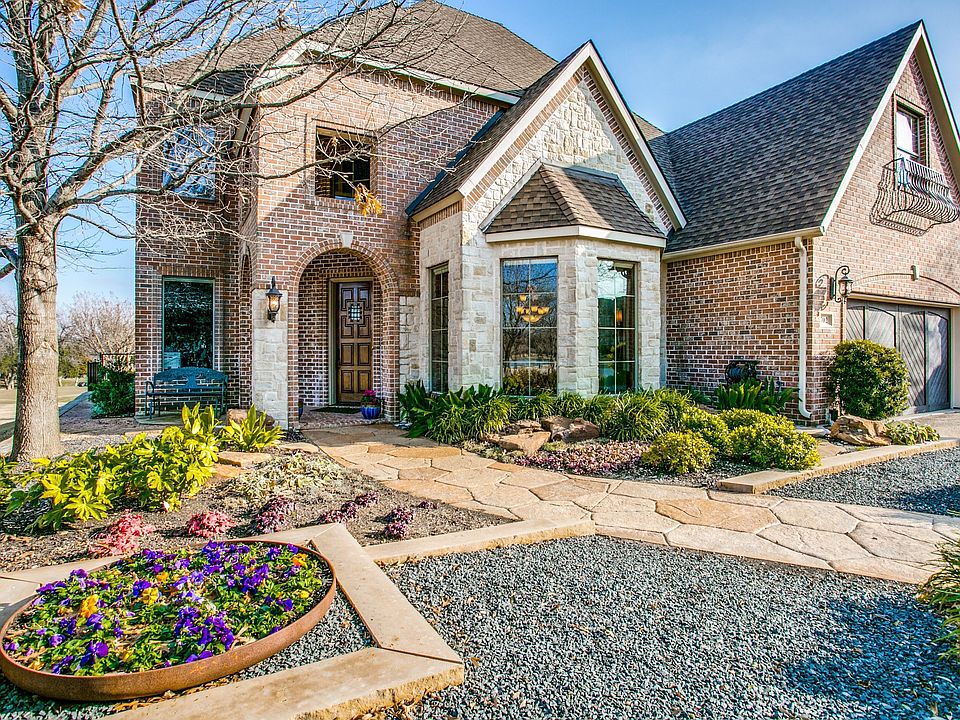 702-winterwood-ct-garland-tx-1-High-Res-3.jpg