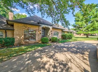 10701 Woodridden, Oklahoma City, OK 73170