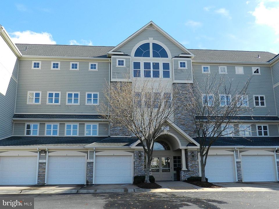 1st image of 1621 Ladue Ct APT 401