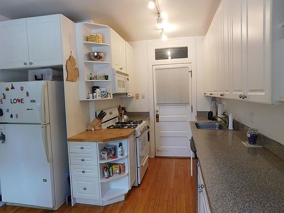 2nd image of 1156 W Lill Ave #Fl1