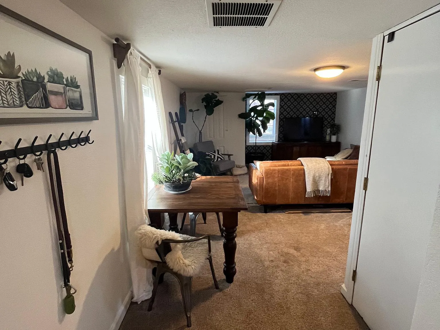 1 bed, 600 sqft, $1,400 — Photo 2
