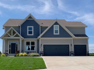 7504 NE 101st St, Kansas City, MO 64157
