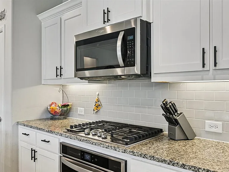 312 Scenic Point Dr — Photo 35