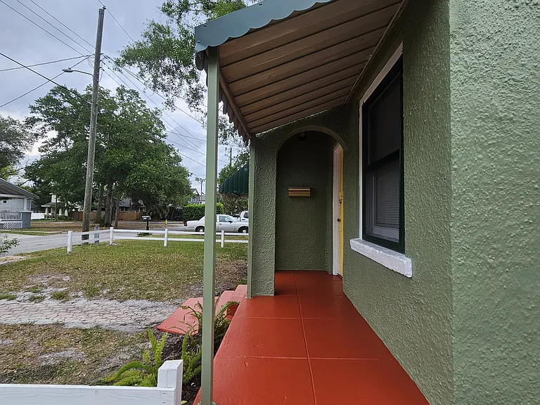 506 W Paris St — Photo 4