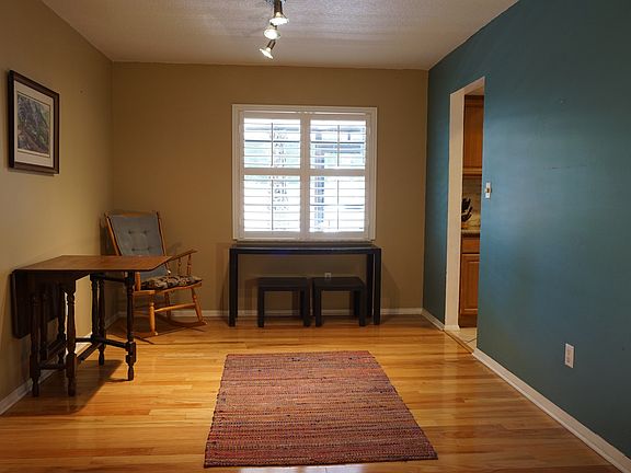 4th image of 3400 Cardigan Ct
