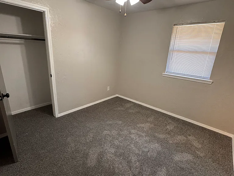 1211 E Wayne St — Photo 17