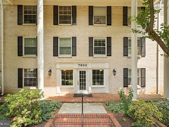 5th image of 7600 Tremayne Pl APT 208