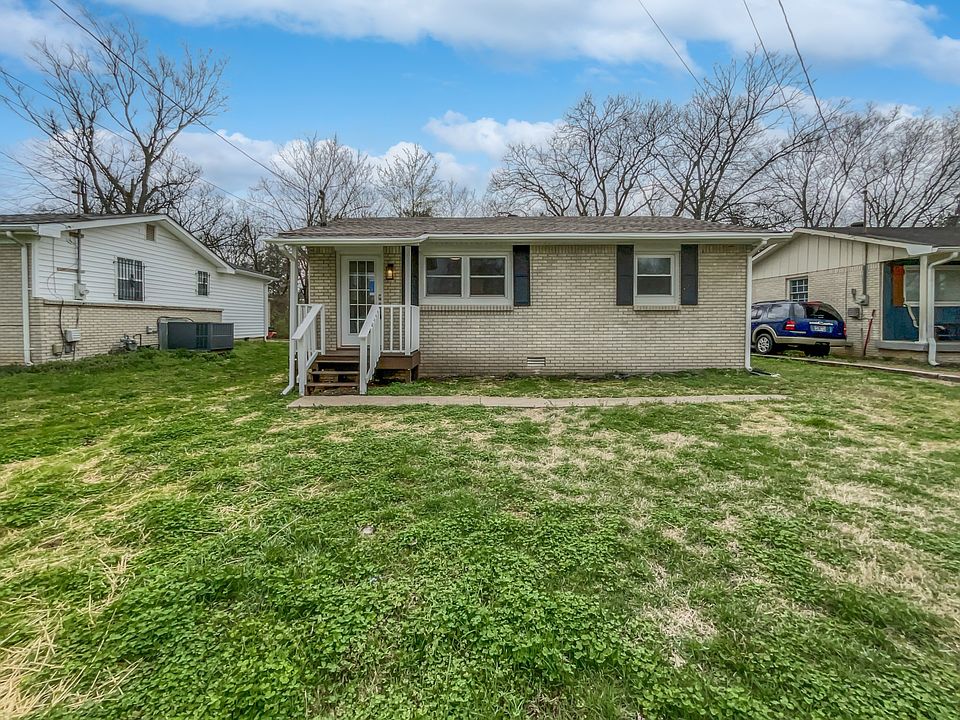 1st image of 204 Tammy Dr