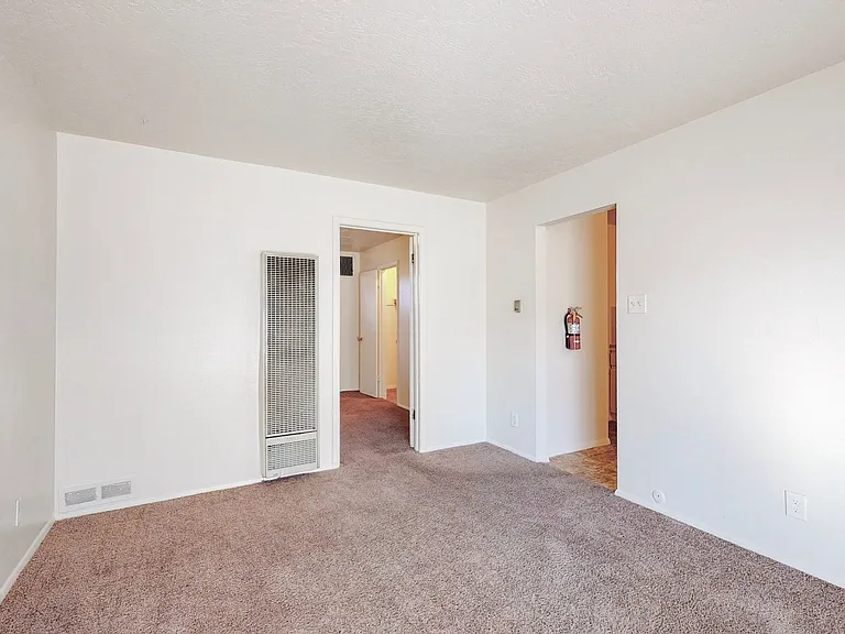 2121 Gold Ave SE — Photo 25