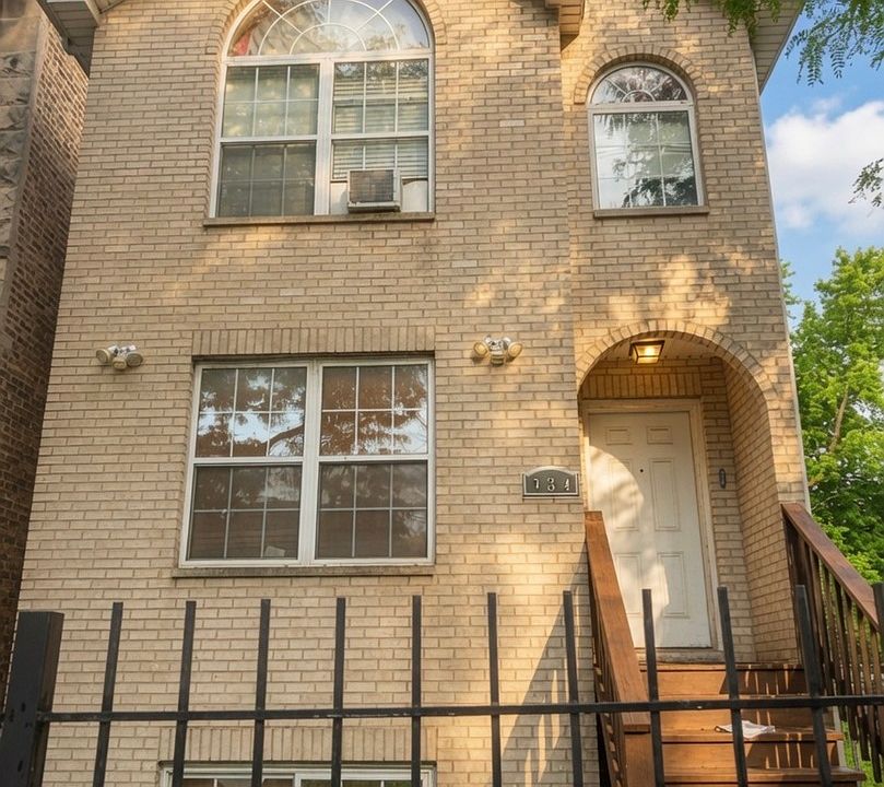 1st image of 754 S Kenneth Ave