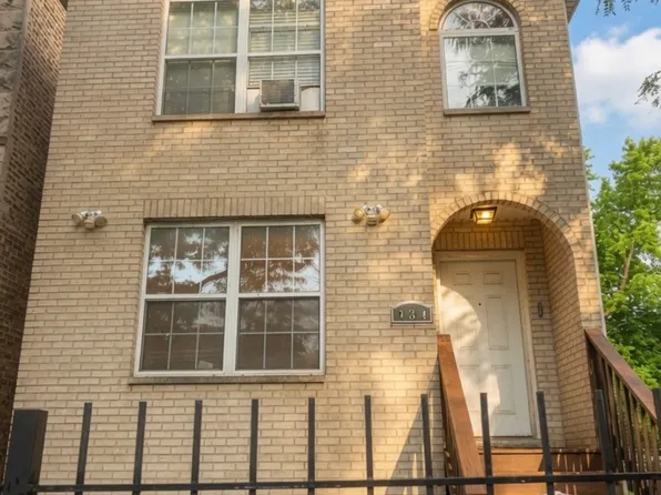 754 S Kenneth Ave, Chicago, IL 60624