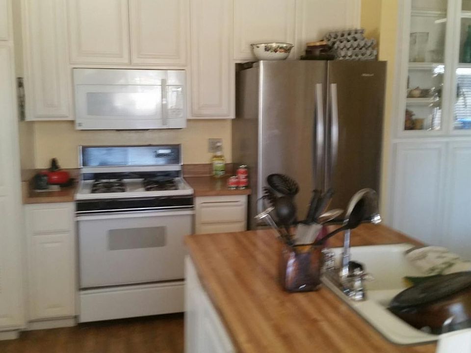 2nd image of 25 Chester Ave