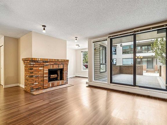 5th image of 2425 S 90th Ave SW #105