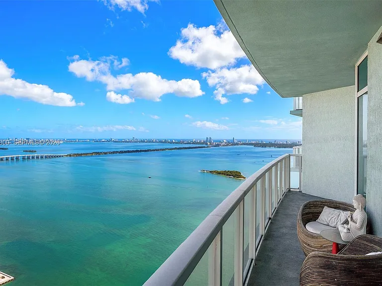 1900 N Bayshore Dr #4504 — Photo 1