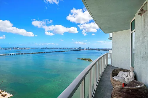 1900 N Bayshore Dr #4504 Photo 1