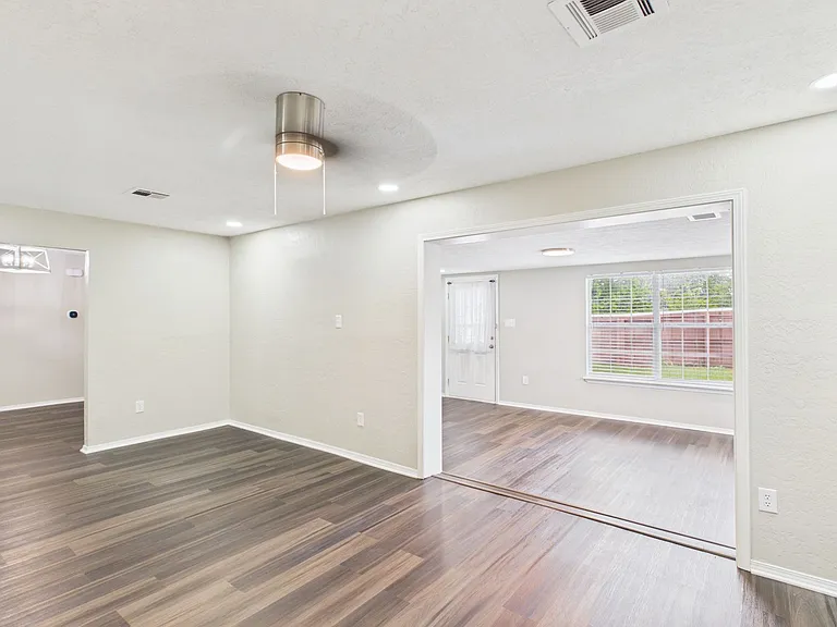 6308 NW Taylor Ave — Photo 13