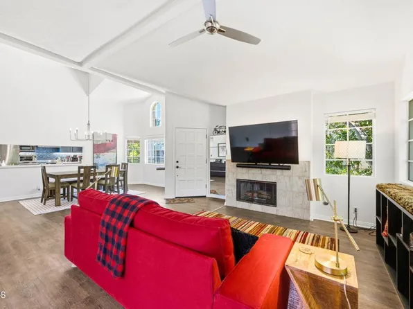 574 Charles St, Moorpark, CA 93021