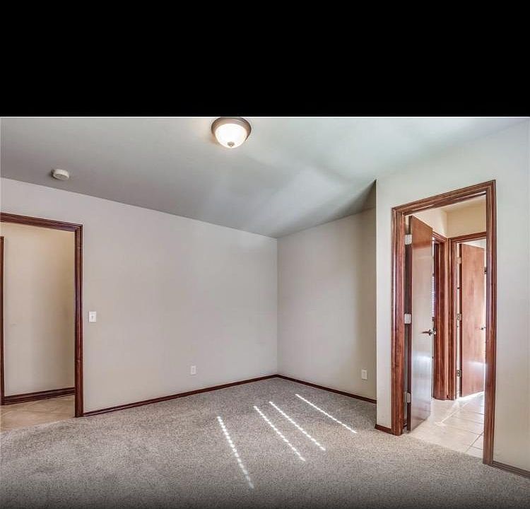 1st image of 805 Erinova Dr
