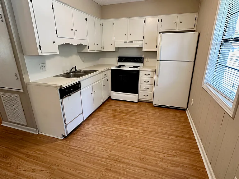 837 N Gay St — Photo 5