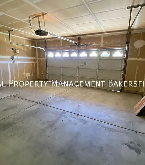 10720 Alexander Falls Ave — Photo 24