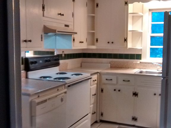 3rd image of 2514 Wrightsville Ave