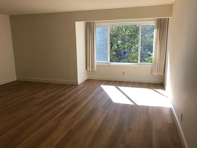 living room looking towards the window