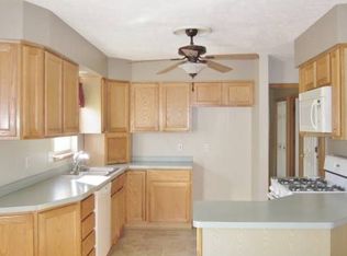 28502 Parkwood Dr, Willowick, OH