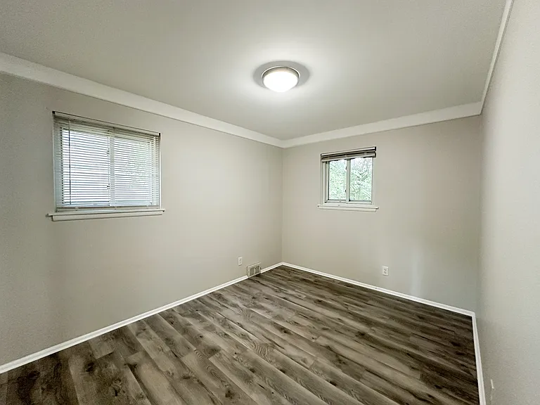 4236 Joliet Ave — Photo 13