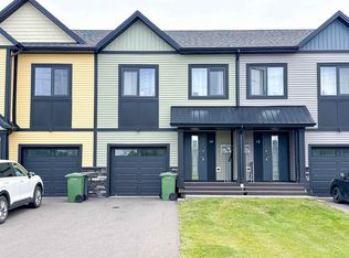 14 Enderis Ln W, Royalty, PE C1E3L5