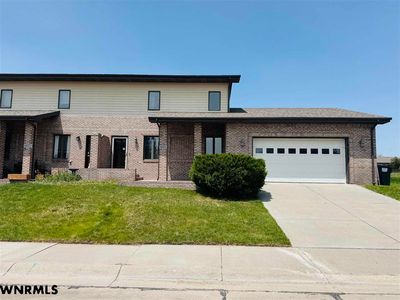 1925 E 32nd St, Scottsbluff, NE, 69361