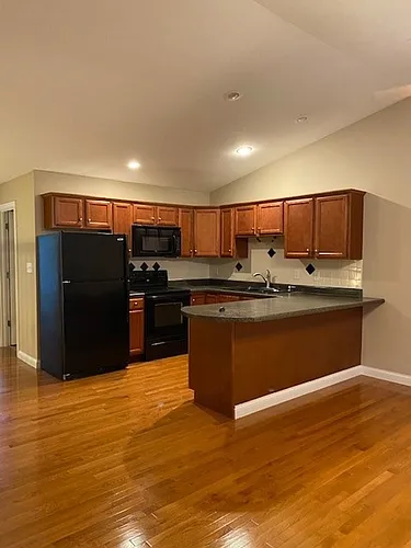 168 E Grande Ave Photo 1