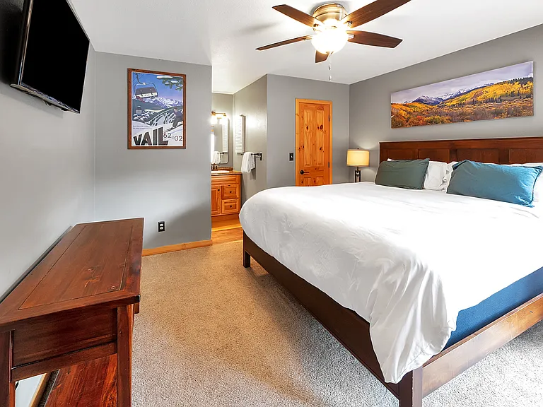 83 Larkspur Ln #B — Photo 12