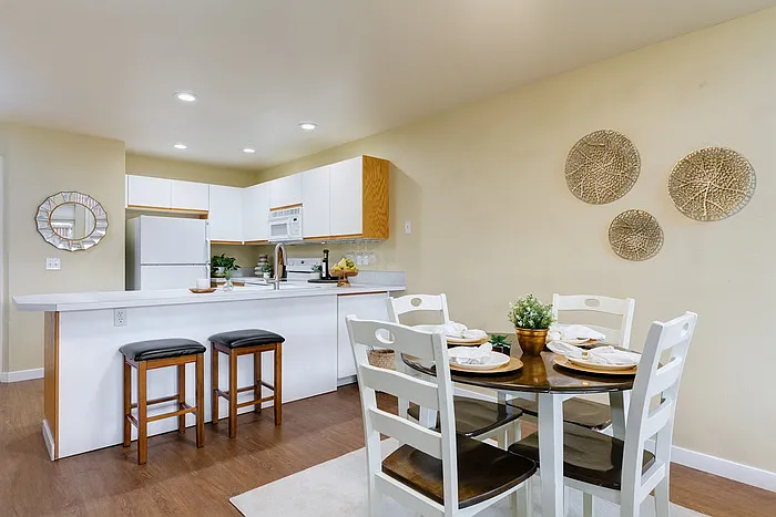 5821 N Cobbler Ln — Photo 6