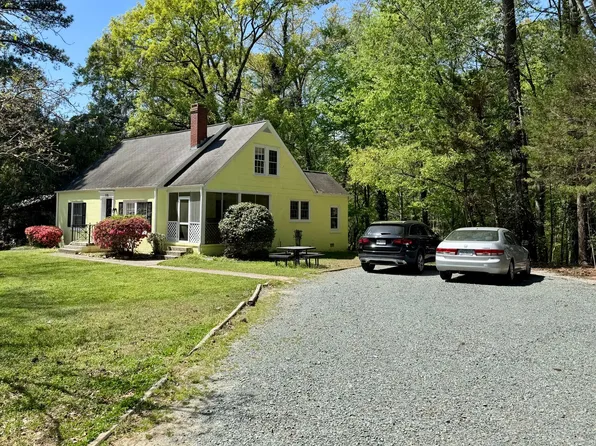 110 Purefoy Rd, Chapel Hill, NC 27514