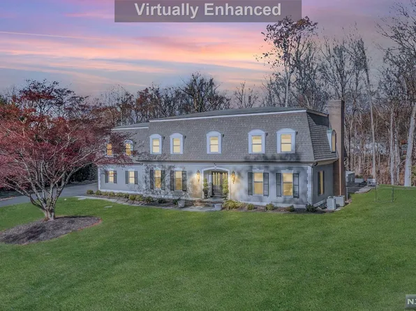 25 Grist Mill Ln, Upper Saddle River, NJ 07458