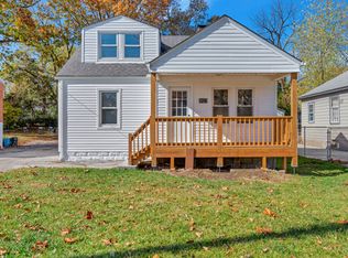 1027 Charleville Ave, Saint Louis, MO 63119
