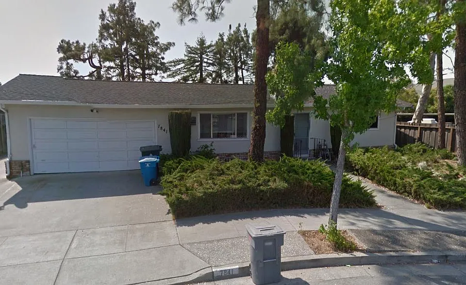 7841 Santa Barbara Dr #B