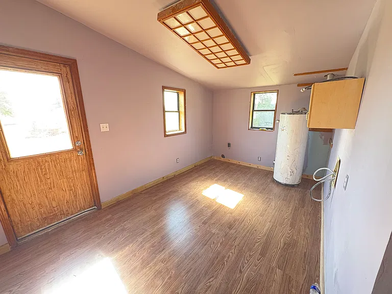 603 W Apache St — Photo 5