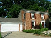 1st image of 292 Roosevelt Pl