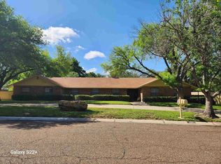 405 Longshadow Rd, Laredo, TX 78041