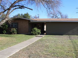 2201 N 52nd St, Waco, TX 76710