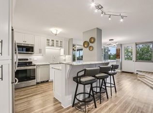 Summit House, Milwaukee, WI 53202