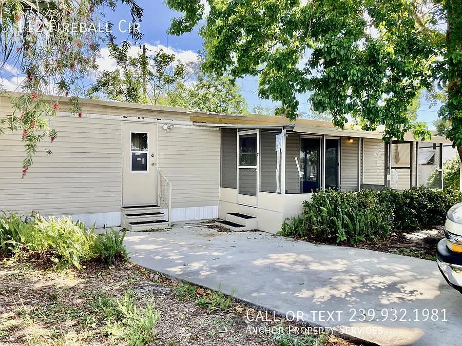2 bed, 900 sqft, $1,100 — Photo 1
