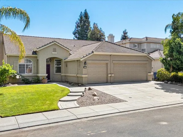 2112 Steinbeck Dr, Modesto, CA 95356