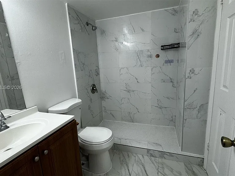 5530 W 26th Ct #210 — Photo 13