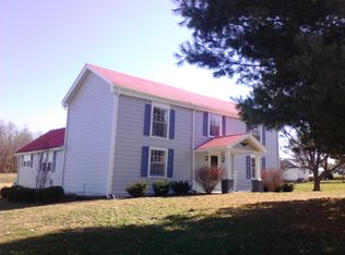205 N Cedar St, Cross Plains, TN 37049