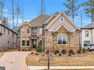 909 Sunny Meadows Ln, Marietta, GA 30062