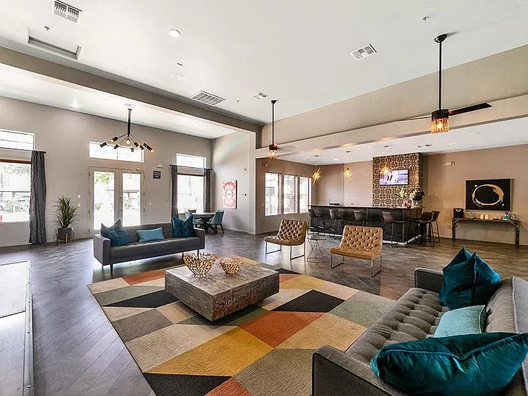 Town Center Apartments — Photo 36